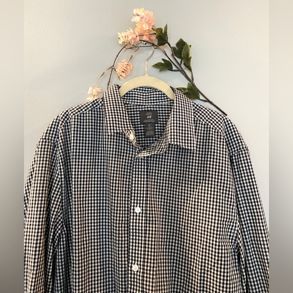 Men’s dress shirt | H&M | collared shirt | gingham - Picture 1 of 5